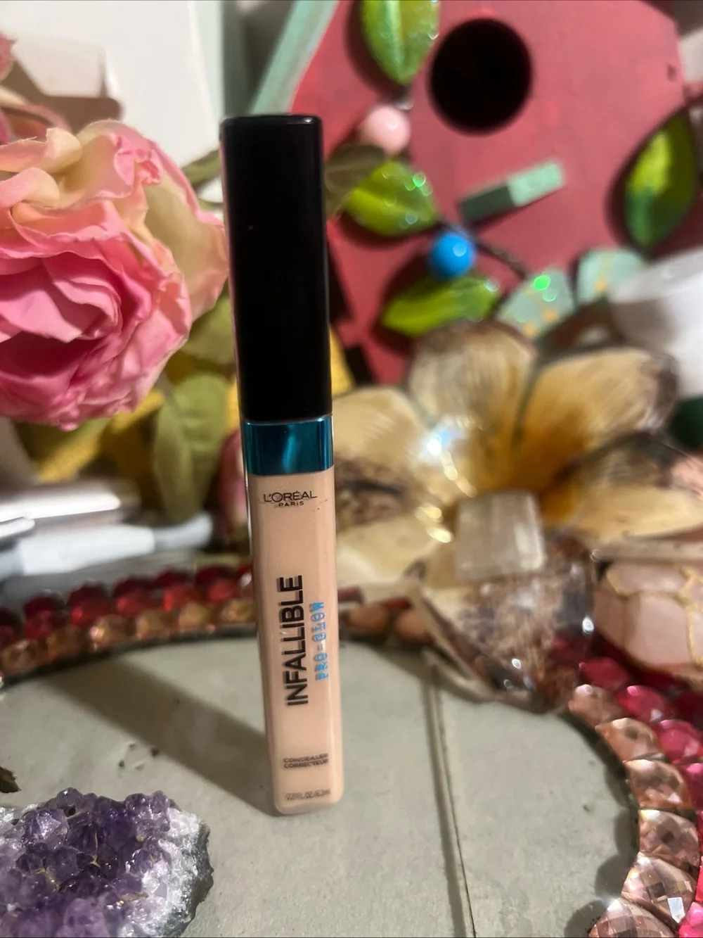 loreal paris infallible pro-glow concealer 0.21oz 01 classic ivory SEALED HTF
